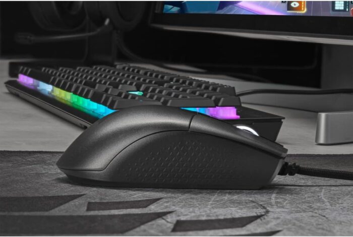 Corsair Katar pro XT, mouse da gioco ultraleggero con cavo - 18.000 dpi - pulsanti quickstrike - compatibile con icue - pc, mac, PS5, PS4, xbox - nero - immagine 4